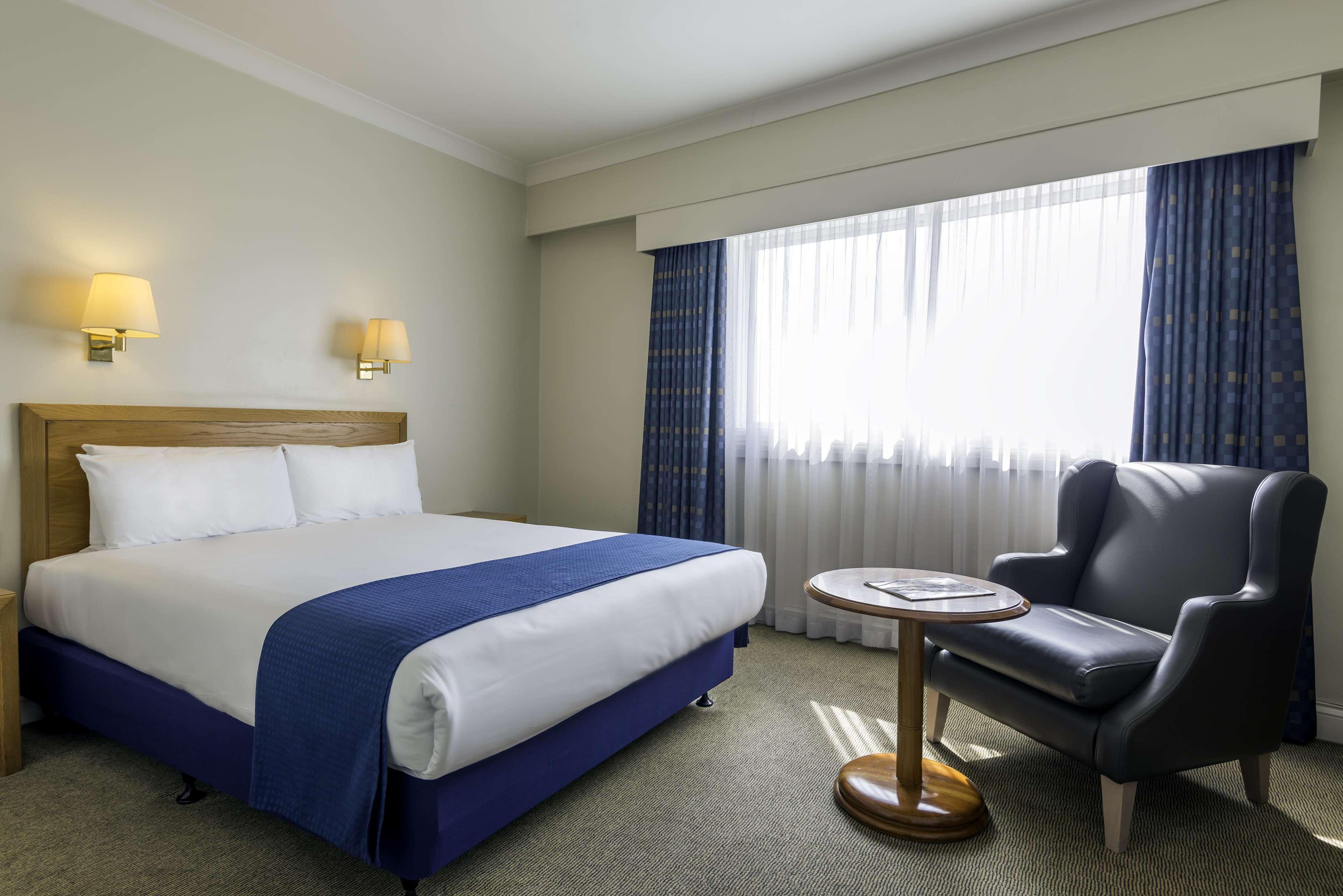 Best Western London Heathrow Ariel Hotel Hillingdon Extérieur photo